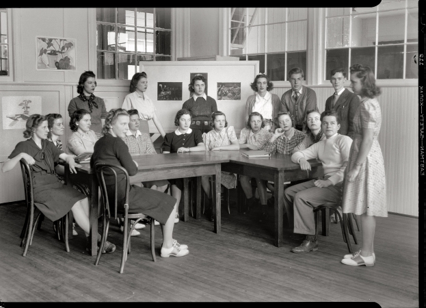 Photo showing: Class Report: 1940 -- Montgomery High School students, Maryland.