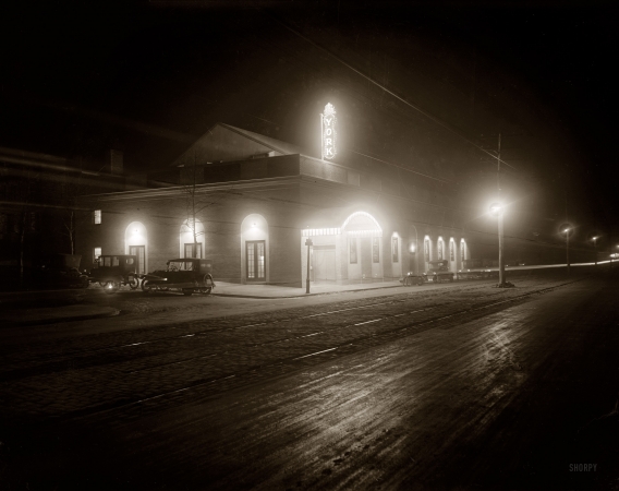 Photo showing: D.C. Cinema Noir -- York Theater at night, a Washington, D.C. movie house circa 1920.