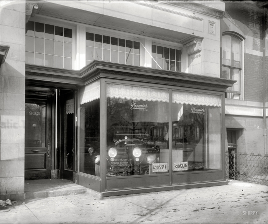 Photo showing: Let Me Out -- Washington, D.C., circa 1920. District Motor Co., front.