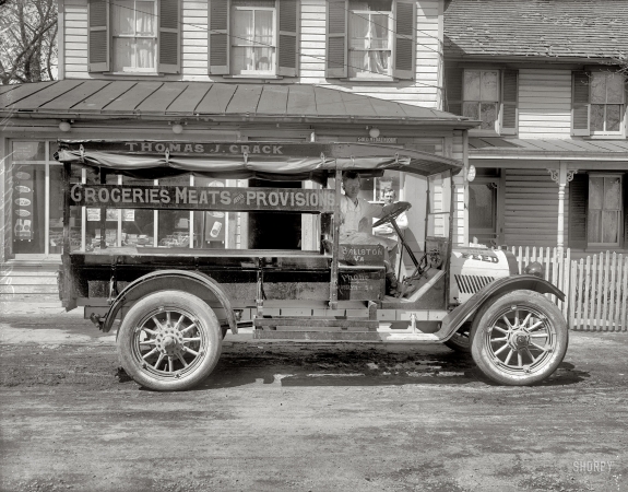 Photo showing: Crack Grocery -- Ballston, Virginia, circa 1921. Oldsmobile truck, Thomas J. Crack.