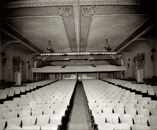 Photo showing: The Silent Theater -- Crandall's Savoy, the Washington movie house, circa 1920.