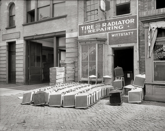 Photo showing: Radiators R Us -- Washington, D.C., circa 1920. Wittstatt radiator shop, 13th Street N.W.