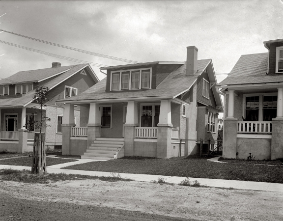 Photo showing: Cottage for Sale: 1920 -- 6929 Ninth Street, Washington, D.C. 
