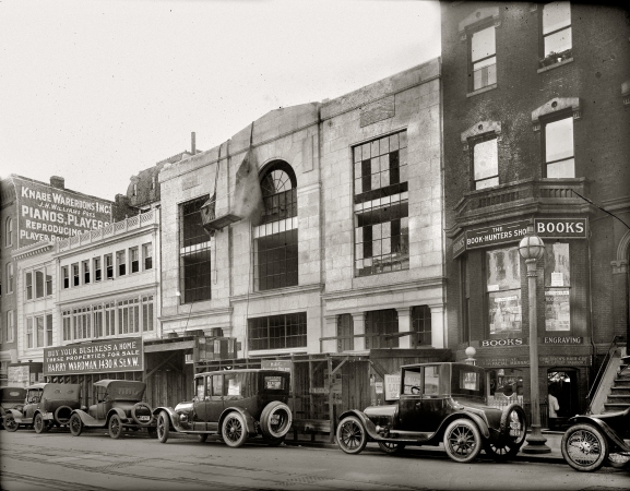 Photo showing: G Street Scene -- Washington, D.C., circa 1920. Harry Wardman property, 1340 G Street.
