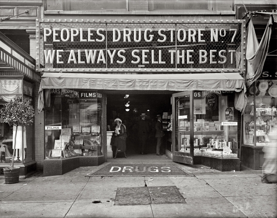 Photo showing: Only the Best: 1920 -- Washington, D.C., circa 1920. Peoples Drug Store, exterior, 1107 G Street N.W.