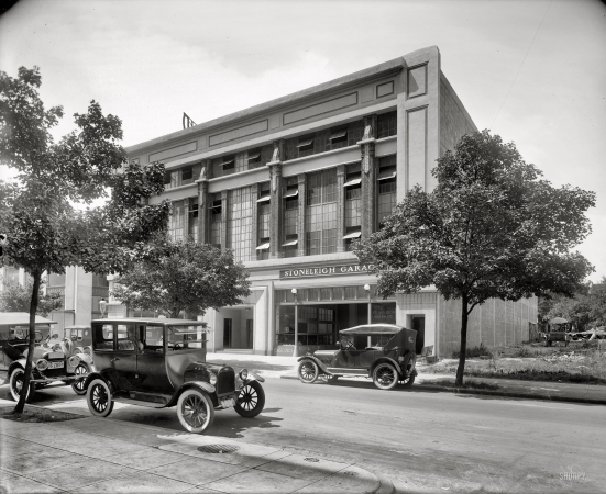 Photo showing: Stoneleigh Garage -- 1707 L Street, Washington, D.C. in 1921.