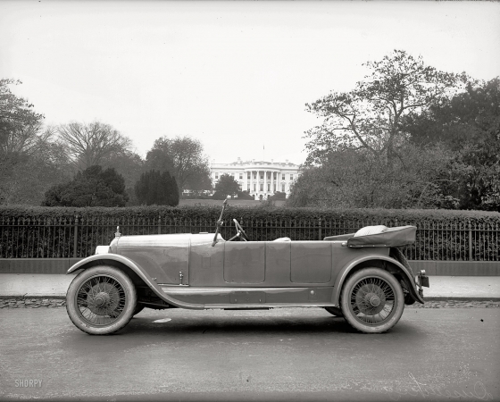 Photo showing: D.C. Duesie -- Duesenberg car at White House, circa 1921.