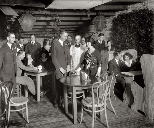 Photo showing: Do You Take This Table? -- Informal nuptials circa 1922 at the Better 'Ole, a bohemian nightspot in Washington, D.C.