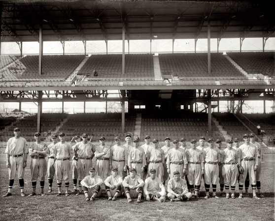 Photo showing: The Nats: 1922 -- Washington Ball Club. Third from left, pitcher Walter Johnson, whose 110 career shutout record still stands.