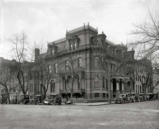 Photo showing: 17th and Eye NW -- Washington, D.C., circa 1922. Elsewhere on this block, the home of Supreme Court Justice Oliver Wendell Holmes, Jr.