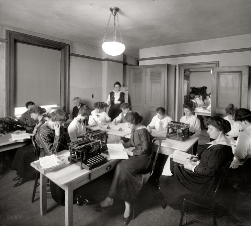 Photo showing: Office, Women, Typewriters -- Washington, D.C., circa 1920. Office with women and typewriters says the helpful original caption.
