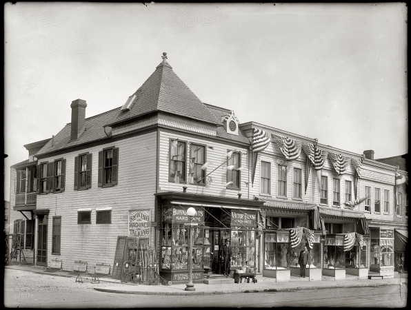 Photo showing: Anacostia -- Nichols Avenue and U Street S.E., in Washington's Anacostia section circa 1918.