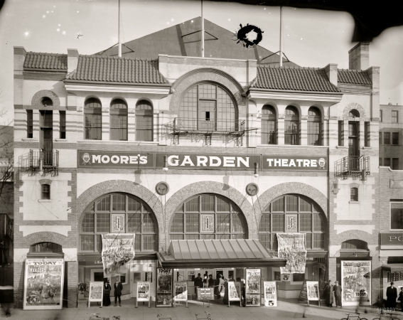Photo showing: Garden Theatre -- Washington, D.C., circa 1912. Moore's Garden Theatre.