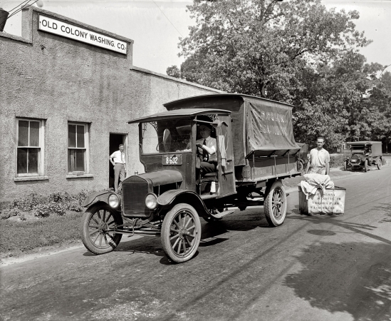 Photo showing: Dirty Laundry -- Washington, 1924. Old Colony Laundry. Ford Motor Co. Note the state-of-the-art turn signal attached to the cab.