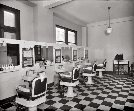 Photo showing: Barber Shop: 1925 -- 15th and K Streets N.W., Washington, D.C. Next!