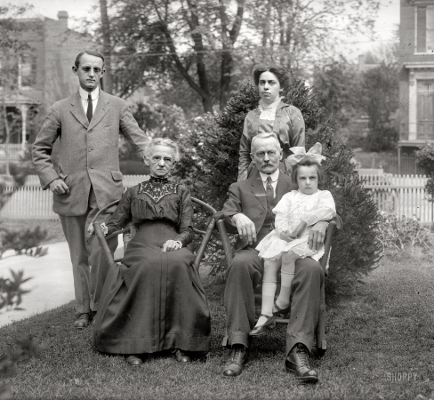 Photo showing: Happy Family -- Washington, D.C., circa 1915. National Photo Co. proprietor Herbert E. French with his wife, parents and daughter.