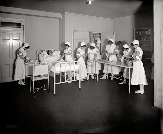 Photo showing: Labor-Intensive Nursing -- Washington circa 1925. Homeopathic Hospital, which seems to have been at the corner of Second and N.