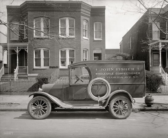 Photo showing: Candy Man -- Washington circa 1926. Semmes Motor Co. John Fisher truck, Florida Avenue.