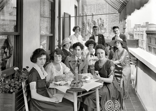 Photo showing: Record Turnout -- New York, June 29, 1921. Brunswick Records employees' luncheon.