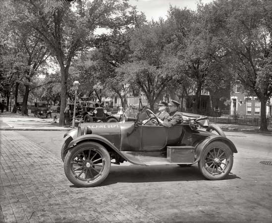 Photo showing: D.C. Fire Dept. -- Semmes Motor Co. Washington, D.C., Fire Department car (a Dodge) circa 1926.