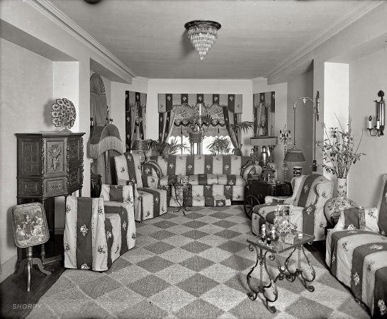 Photo showing: Decor for a Complex -- Washington circa 1924. Living room of a model apartment at the Cathedral Mansions apartment complex.