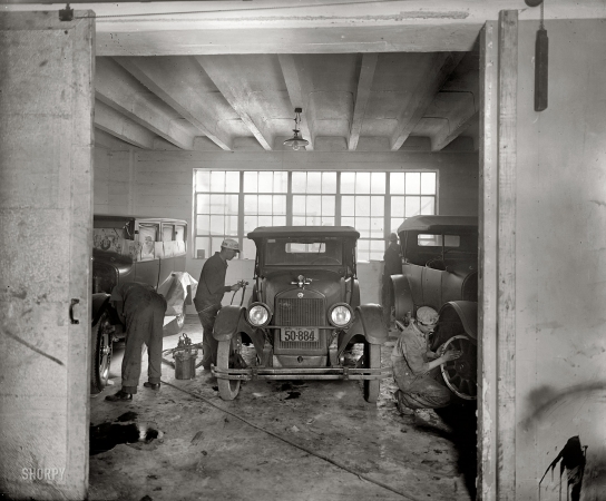 Photo showing: Paint and Body -- Washington, D.C., circa 1926. Joseph McReynolds service station.