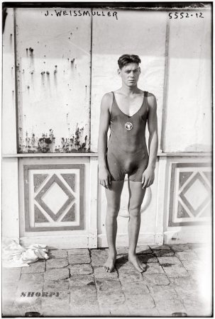 Photo showing: Young Tarzan: 1922 -- Johnny Weissmuller in an Illinois Athletic Club swimsuit circa 1922.