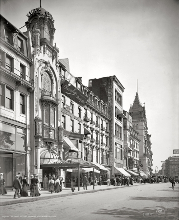 Photo showing: Keiths Theatre -- Boston, Massachusetts, circa 1906. Tremont Street looking south.