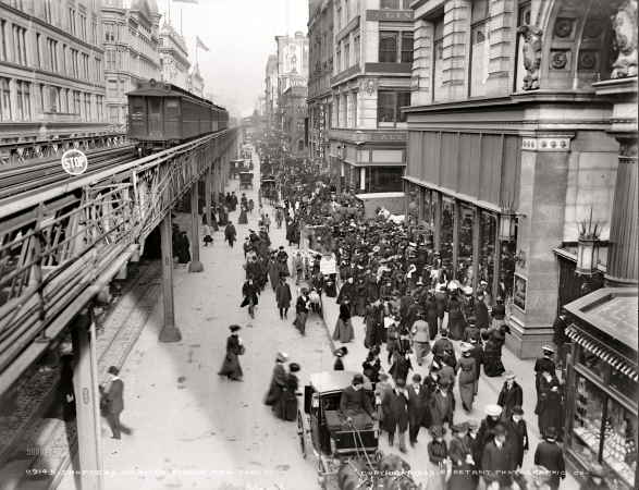 Photo showing: Shopping on Sixth -- New York City circa 1903. Shoppers on Sixth Avenue.