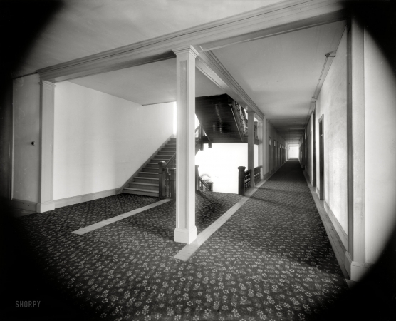Photo showing: Disturbing Hallway -- Put-In Bay, Ohio, circa 1898. Hotel Victory corridor.