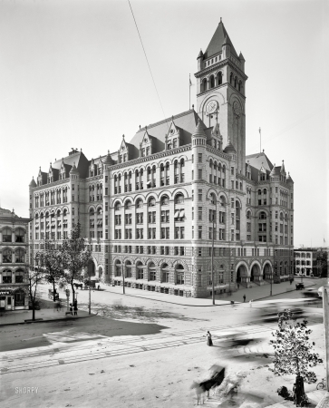 Photo showing: The New Post Office -- The Washington, D.C. building on Pennsylvania Avenue circa 1900, shortly after completion.