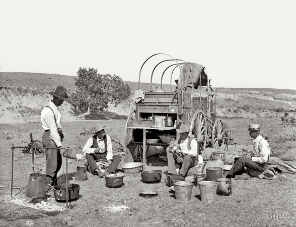 Photo showing: Chuck Wagon -- Camp wagon on a Texas roundup circa 1901.