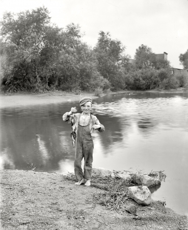 Photo showing: The Compleat Angler, Jr. -- A disciple in the gentle art, circa 1900.