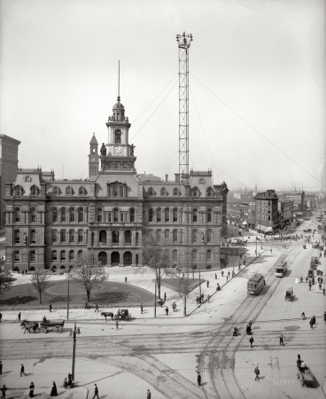 Photo showing: War of the Worlds -- Detroit circa 1905. The Campus Martius. City Hall and one of Detroit's celebrated arc-lamp standards, or moonlight towers.