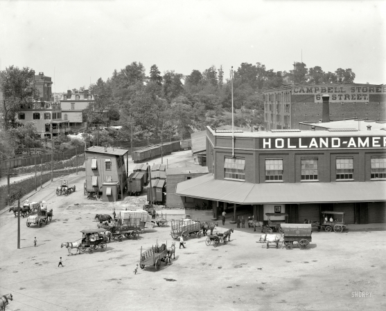 Photo showing: Holland America Docks -- Hoboken, New Jersey, circa 1910.