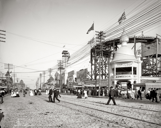 Photo showing: Surf Avenue: 1903 -- Surf Avenue, Coney Island.