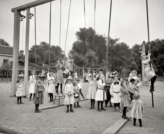 Photo showing: Island Swingers -- St. Paul, Minnesota, circa 1905. Girls' playground, Harriet Island.