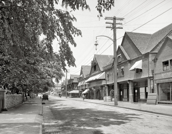 Photo showing: Newport: 1906 -- Bellevue Avenue, Newport, Rhode Island.