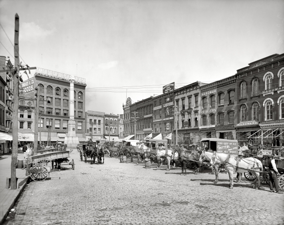 Photo showing: Norfolk, Virginia -- Commercial Place, circa 1905.
