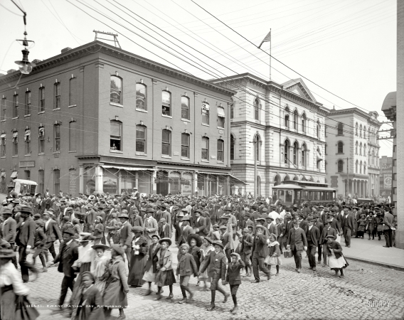 Photo showing: Emancipation Day -- Richmond, Virginia, April 3, 1905.
