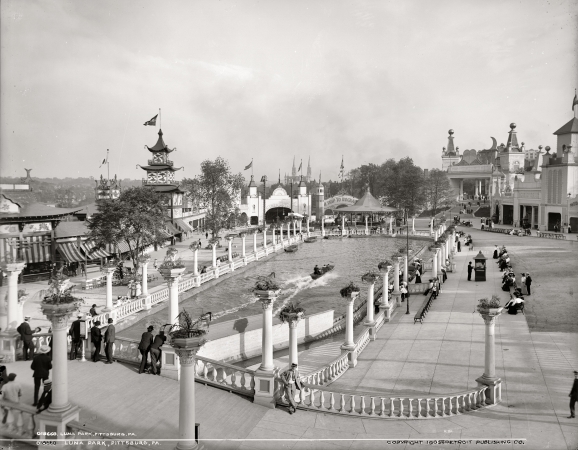 Photo showing: Another Luna Park -- Pittsburgh, 1905. One of several amusement parks that went by that name, the most famous being at Coney Island.