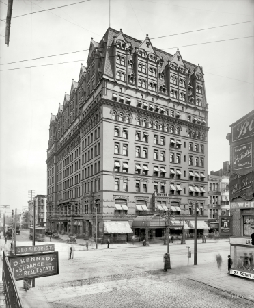 Photo showing: Hotel Iroquois -- Buffalo, New York, circa 1905.