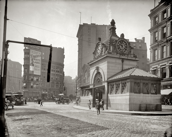 Photo showing: Adams Square Station -- Boston, Massachusetts, circa 1905.