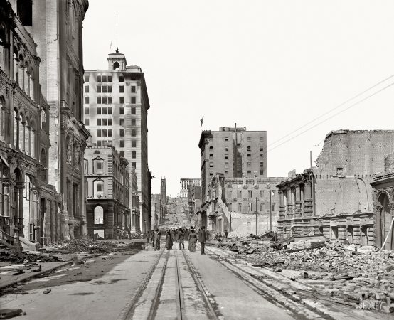 Photo showing: Post-Quake -- San Francisco after the earthquake, 1906. Looking up California Street from Sansome.