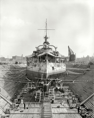 Photo showing: U.S.S. Massachusetts -- In dry dock, circa 1898.