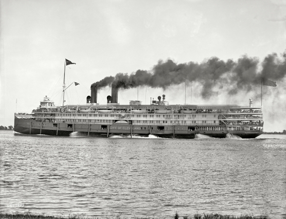 Photo showing: City of Cleveland -- Detroit & Cleveland Navigation Co. steamer, circa 1908.