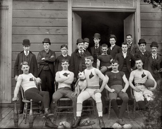 Photo showing: Bowler League -- Football team. Circa 1895-1910, location unknown.