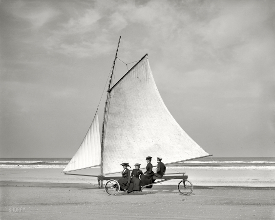 Photo showing: Wind Surfing 1900 -- Sailing on the beach, Ormond, Florida circa 1900.