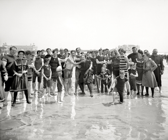 Photo showing: I Said Smile -- On the beach, Atlantic City. circa 1905.