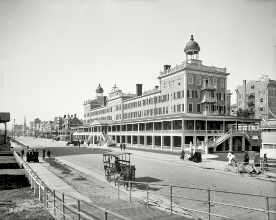 Photo showing: Seaside Hotel -- Atlantic City, New Jersey, circa 1905.